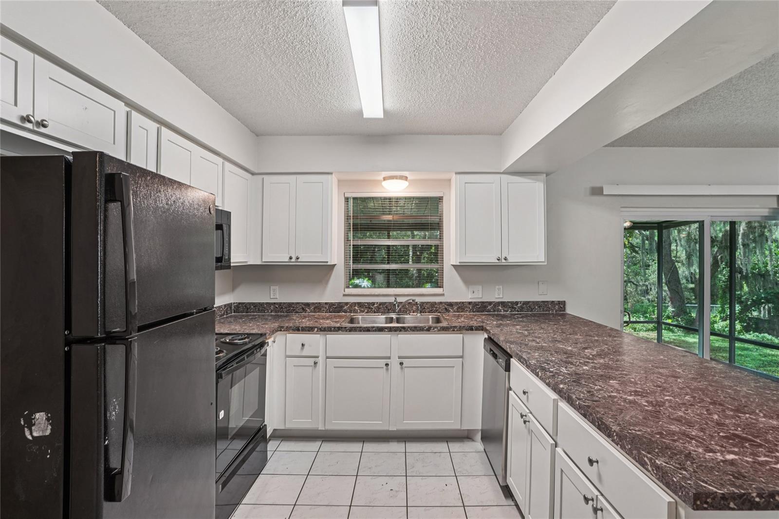 Image 14 of 34 For 2518 Bon Air Drive