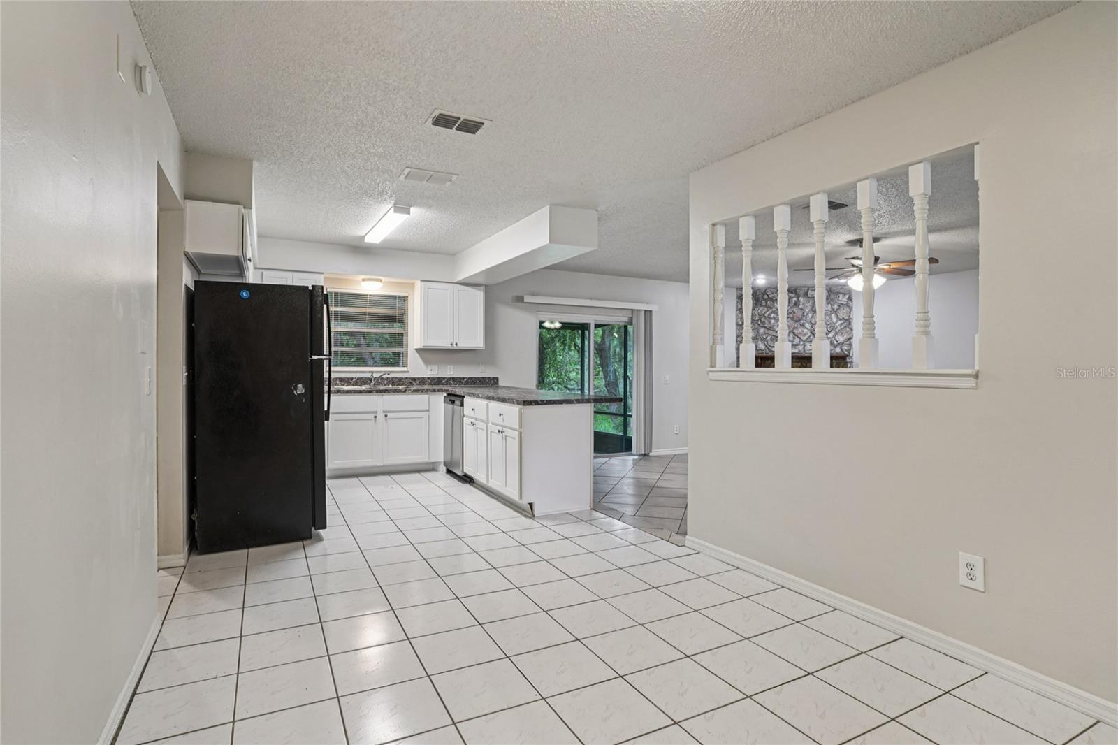 Image 16 of 34 For 2518 Bon Air Drive