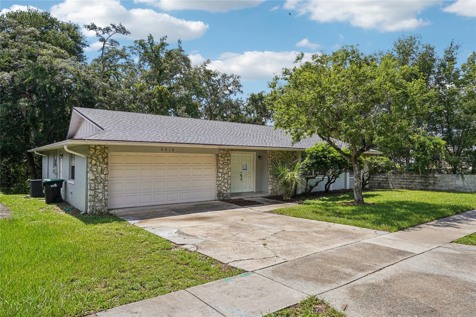 Image 3 of 34 For 2518 Bon Air Drive