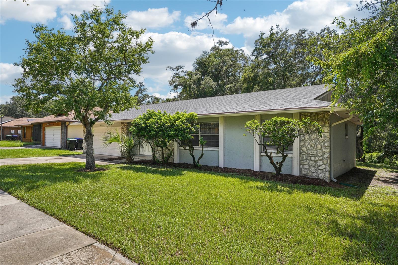 Image 4 of 34 For 2518 Bon Air Drive