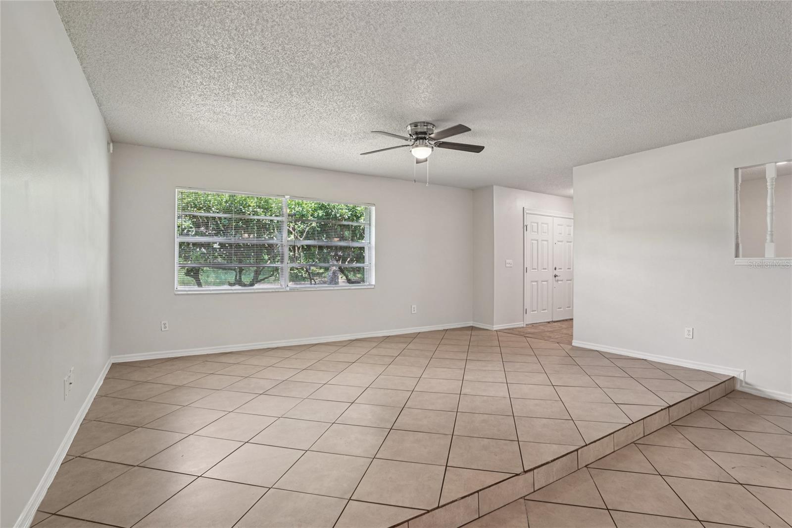 Image 7 of 34 For 2518 Bon Air Drive