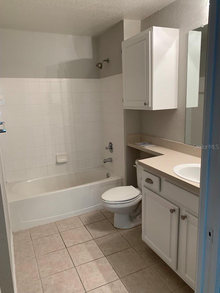 Image 16 of 22 For 2443 Legacy Lake Drive 2443