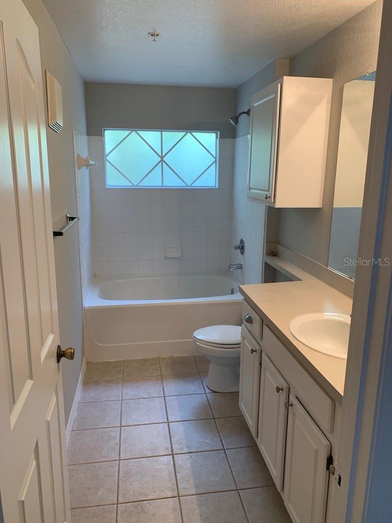 Image 17 of 22 For 2443 Legacy Lake Drive 2443