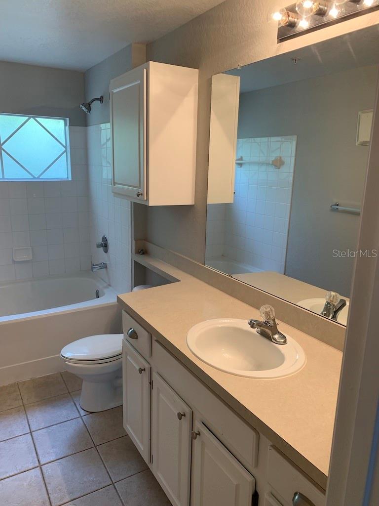 Image 18 of 22 For 2443 Legacy Lake Drive 2443
