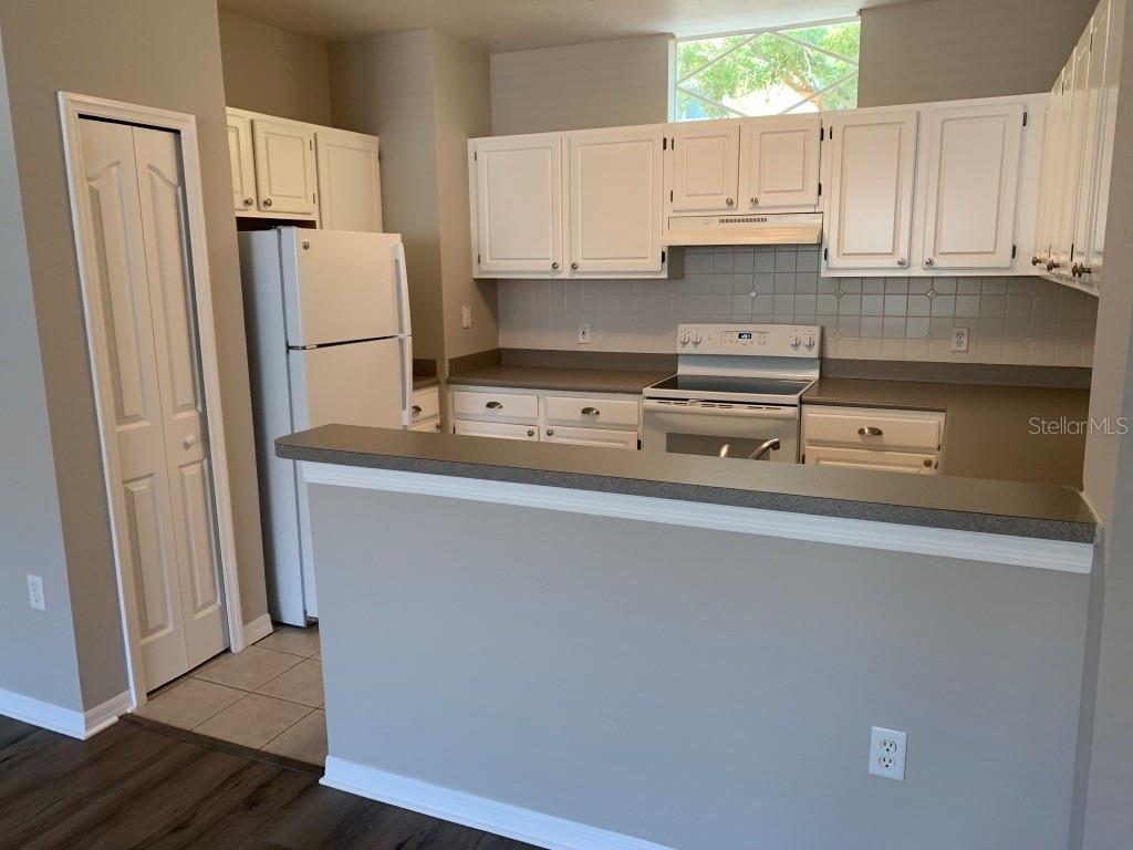 Image 8 of 22 For 2443 Legacy Lake Drive 2443
