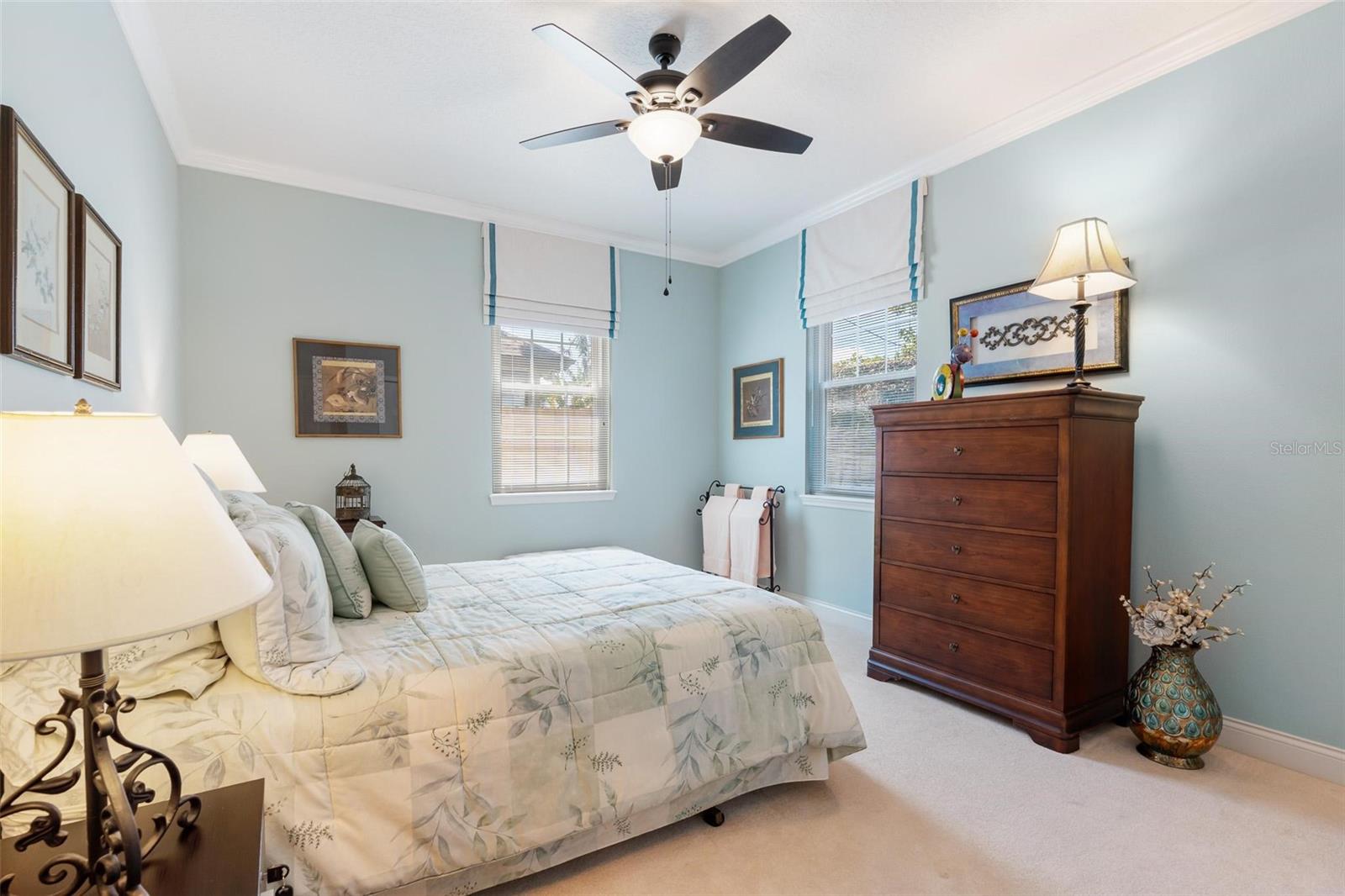Image 36 of 43 For 2621 Queen Mary Place