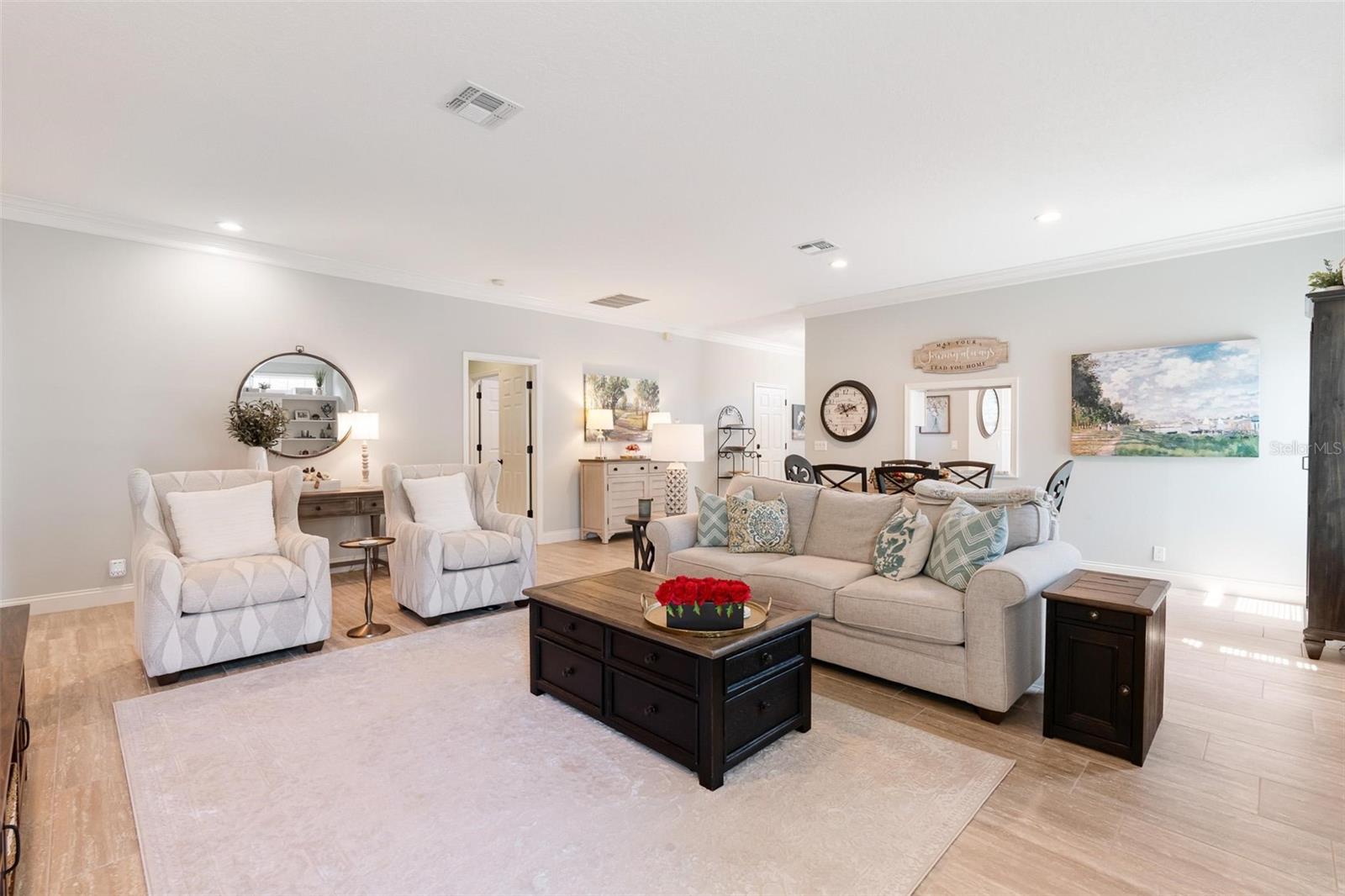 Image 7 of 43 For 2621 Queen Mary Place