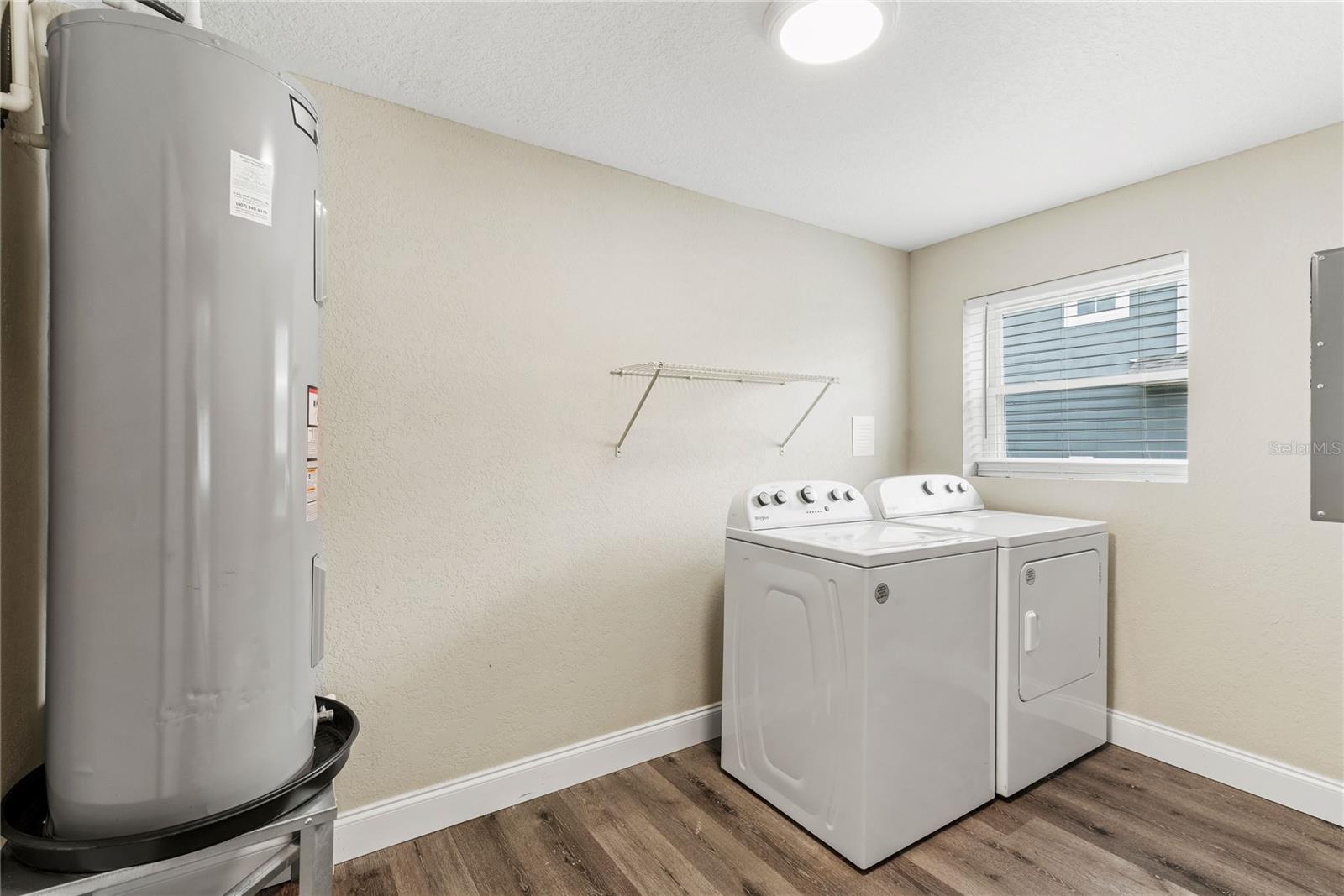 Image 21 of 23 For 840 Bethune Drive