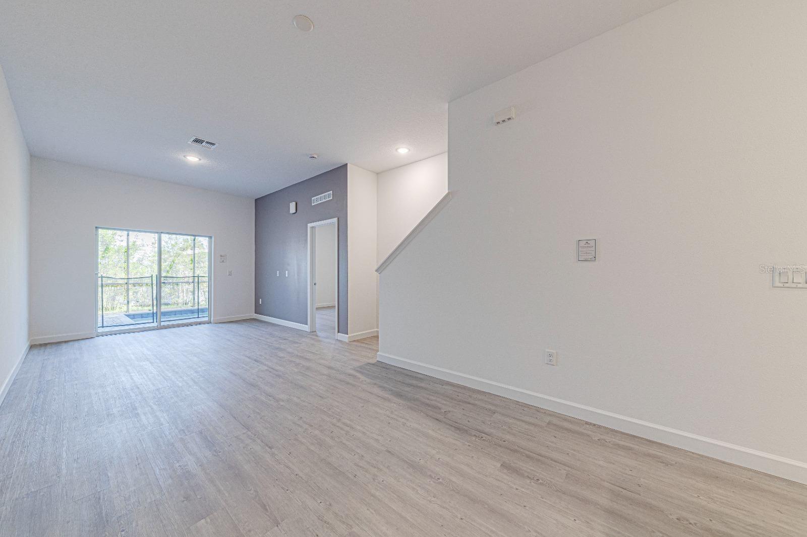 Image 11 of 38 For 633 Trikomo Drive