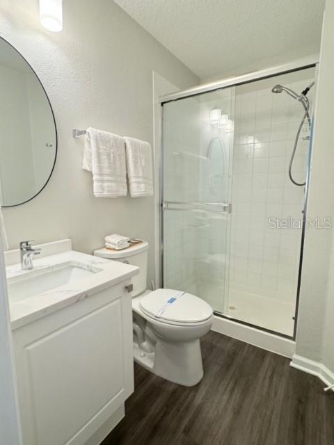 Image 8 of 26 For 8000 King Palm Circle