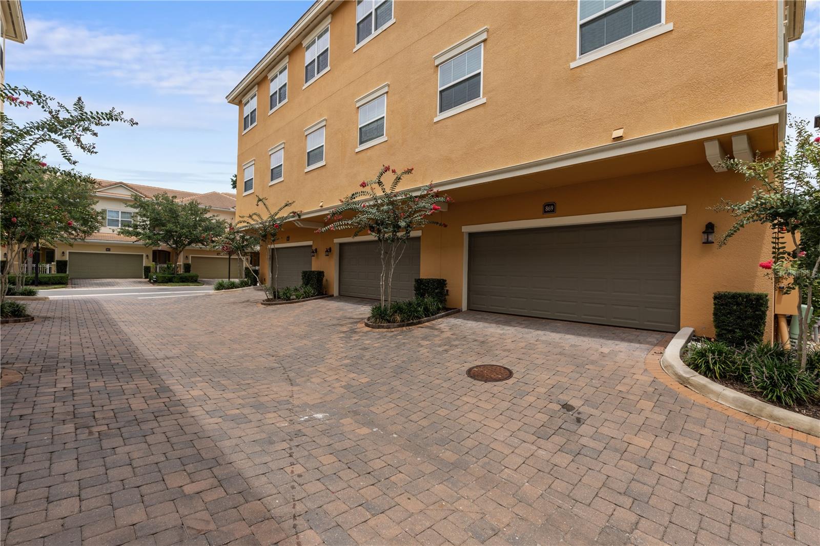 Image 24 of 35 For 869 Brutus Terrace
