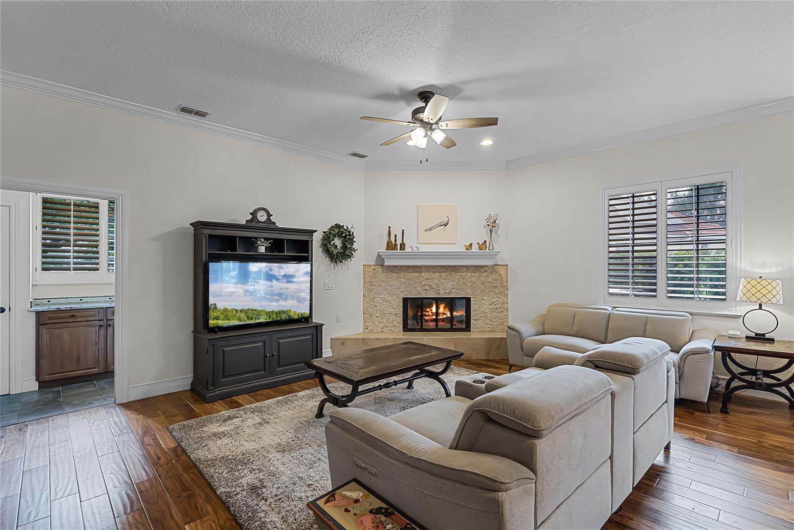 Image 17 of 71 For 7710 Dawberry Court