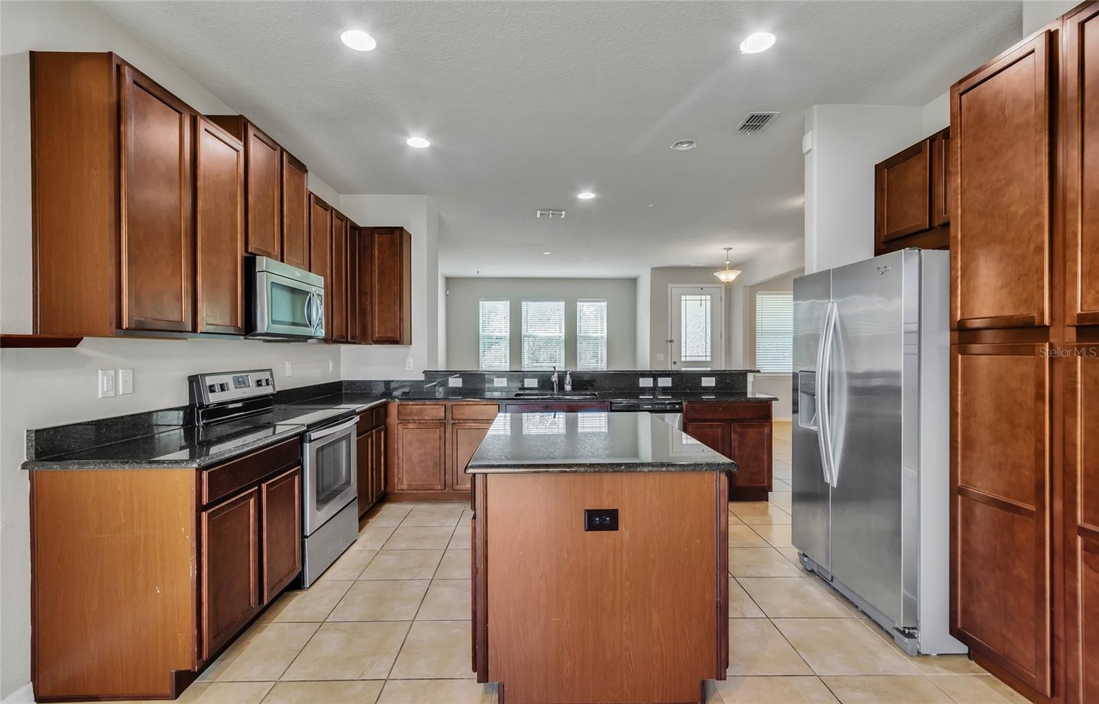 Image 11 of 35 For 8217 De Haven Street