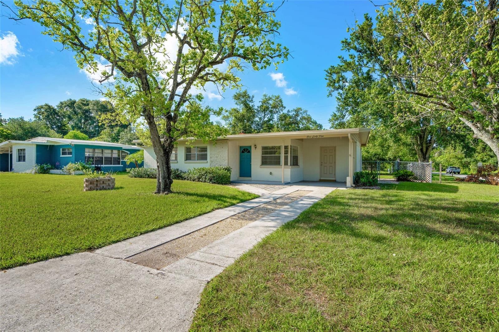 Image 2 of 23 For 165 Pinecrest Drive