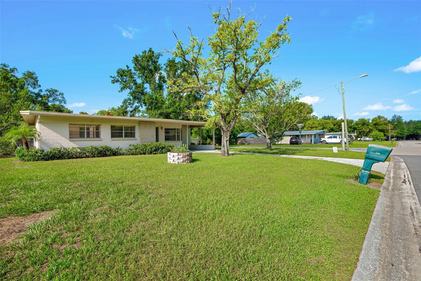 Image 21 of 23 For 165 Pinecrest Drive