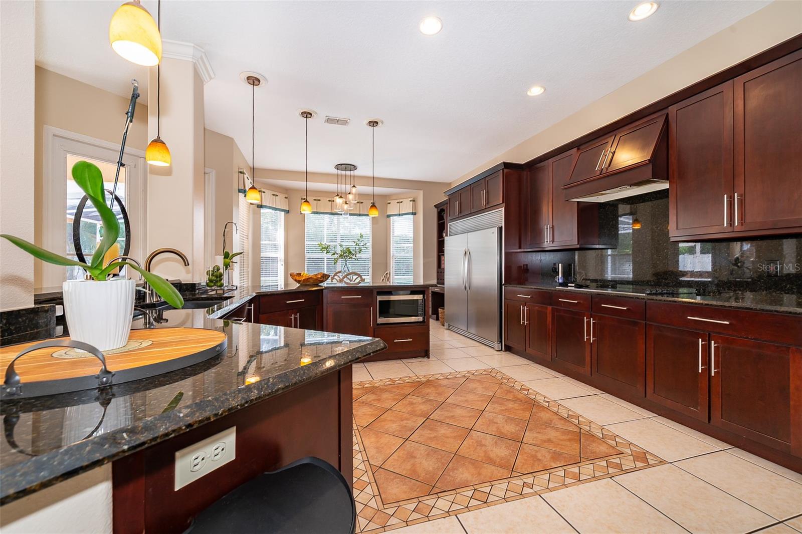 Image 17 of 52 For 9439 Westover Club Circle
