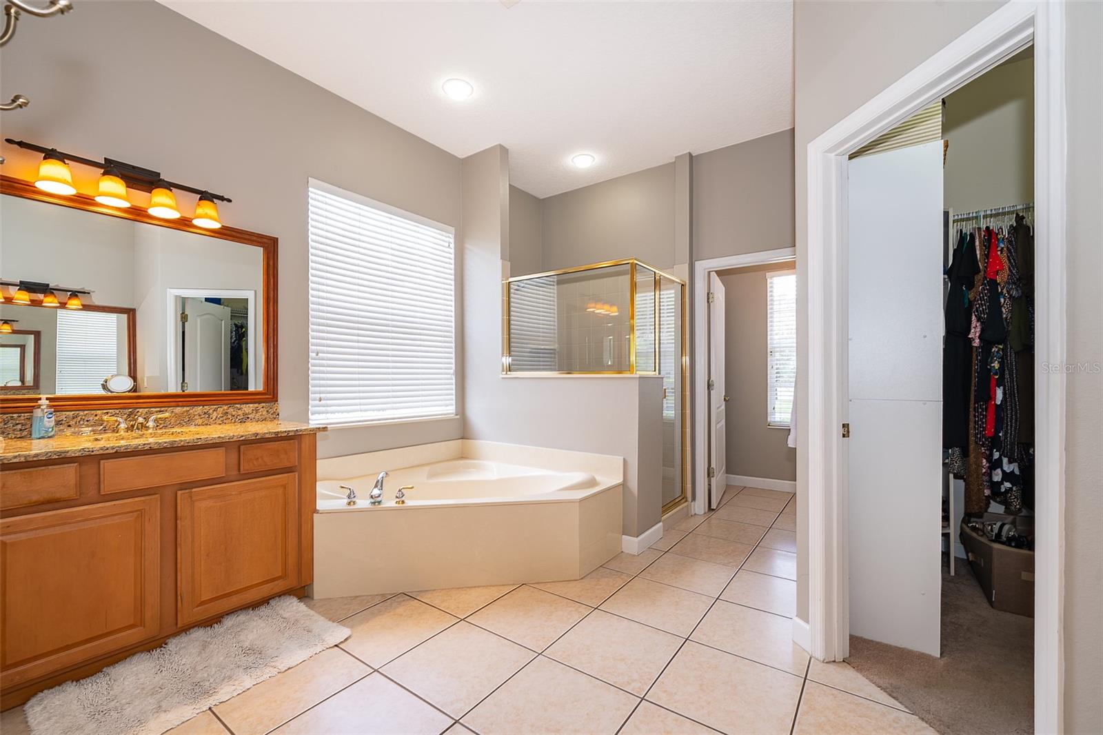 Image 25 of 52 For 9439 Westover Club Circle