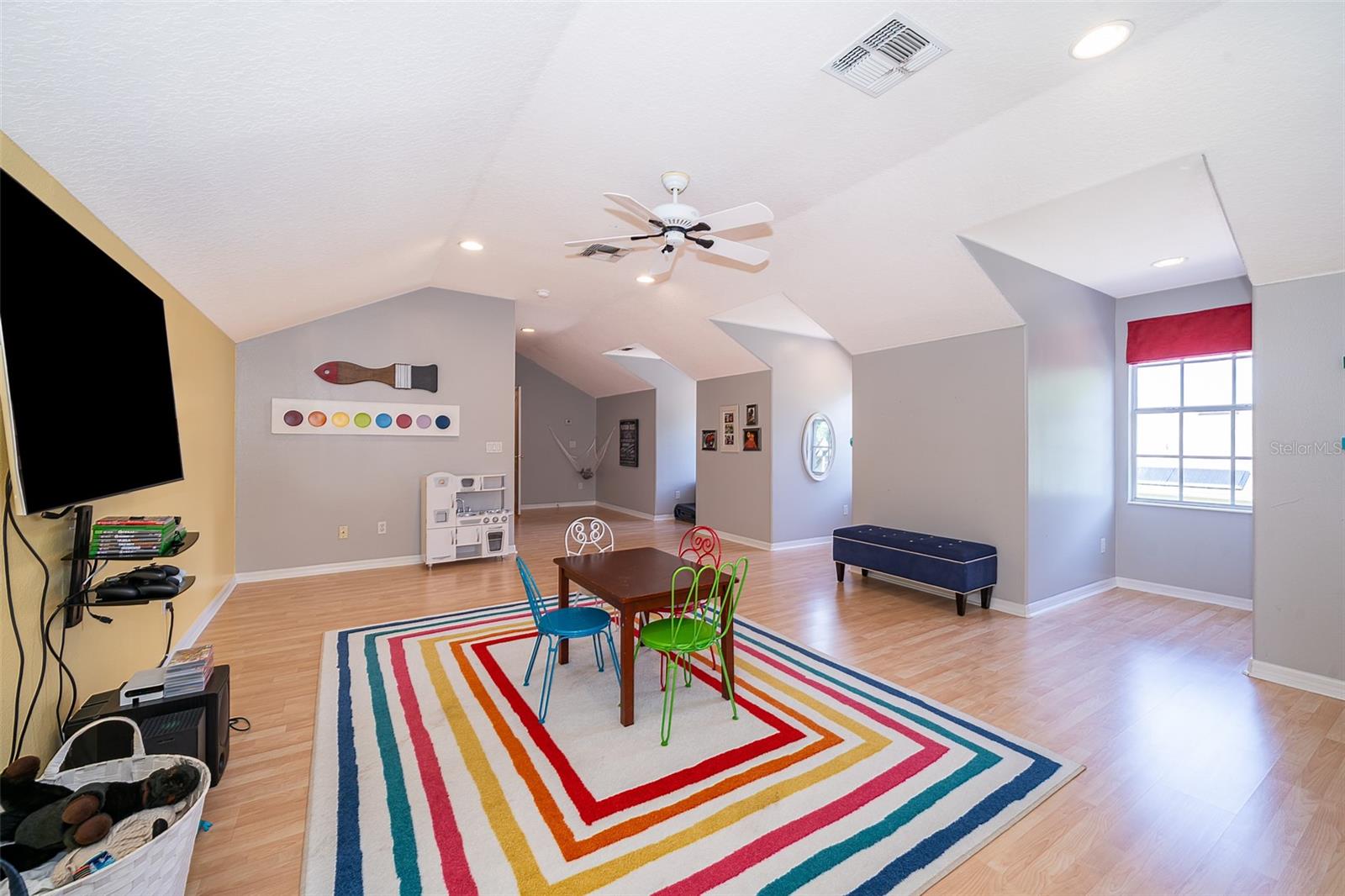 Image 32 of 52 For 9439 Westover Club Circle
