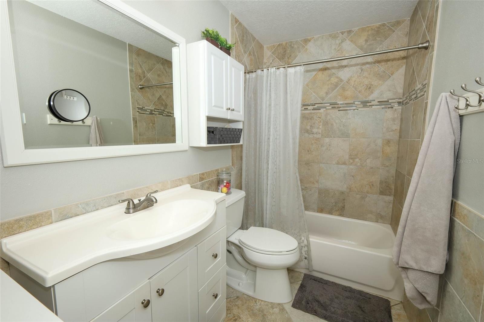 Image 24 of 34 For 2203 Tipperary Court 1080