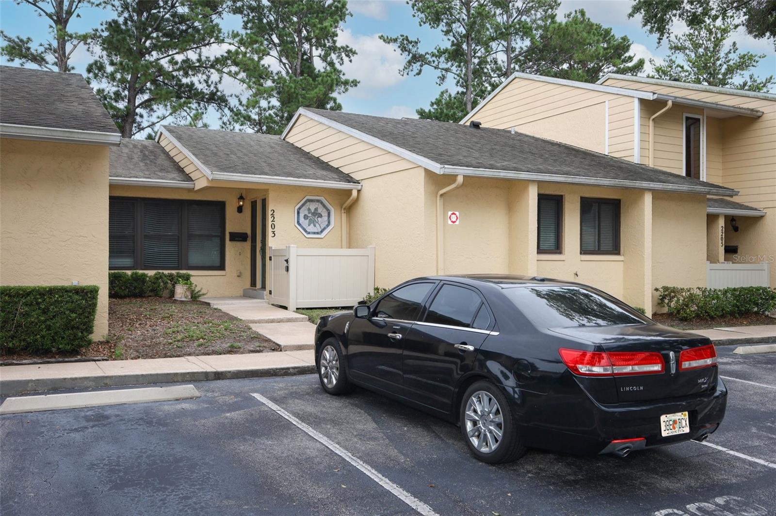 Image 33 of 34 For 2203 Tipperary Court 1080