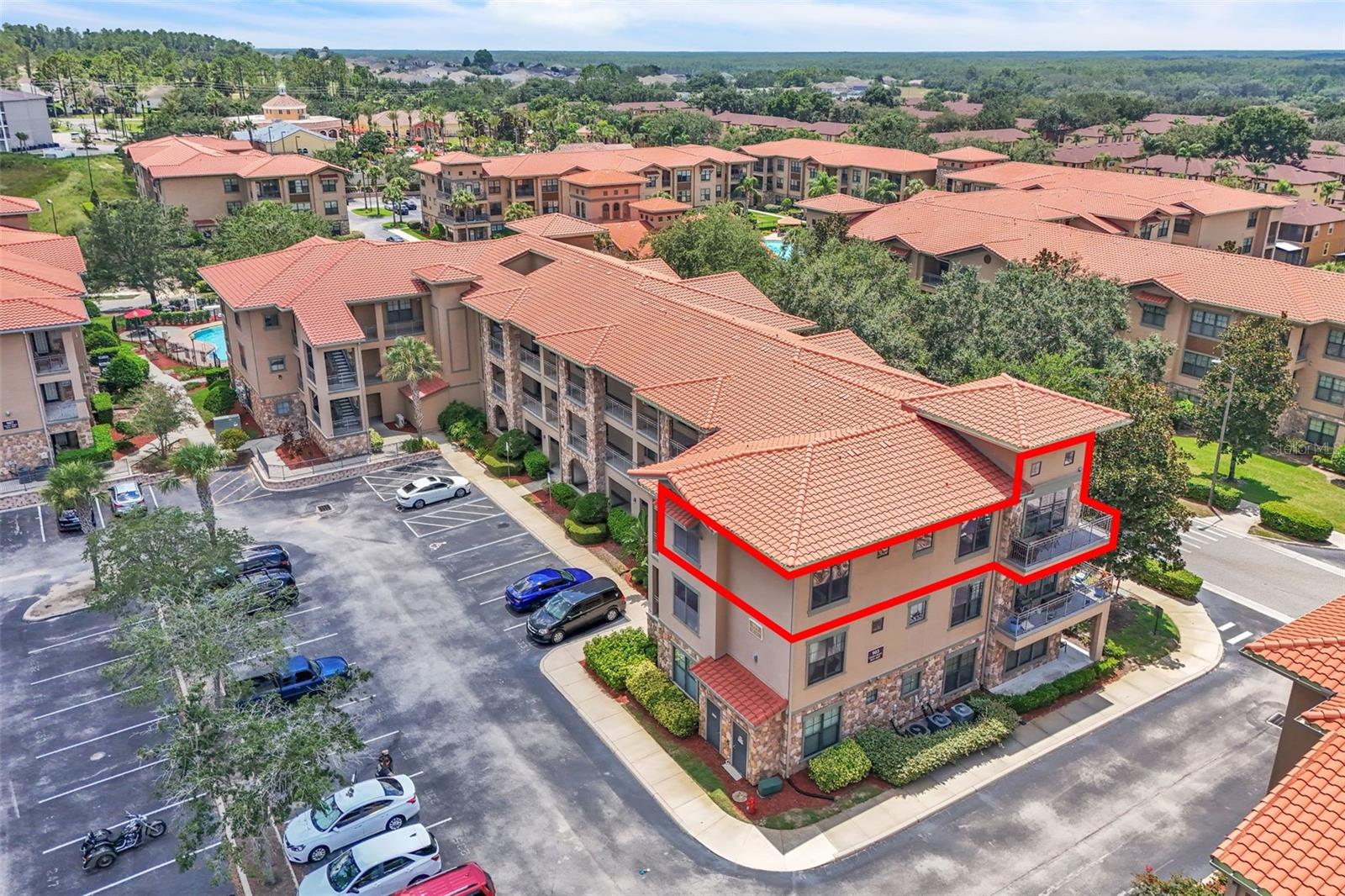 Image 23 of 25 For 903 Charo Parkway 837