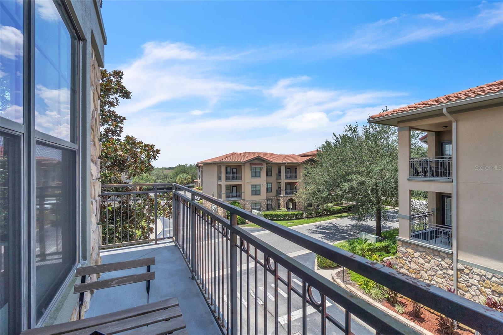 Image 7 of 25 For 903 Charo Parkway 837