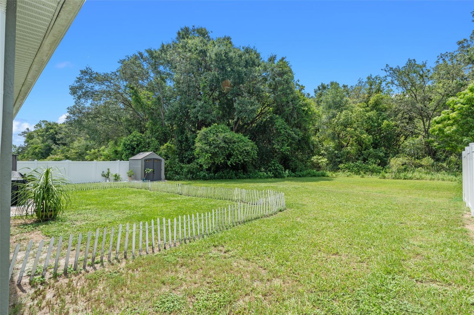 Image 22 of 46 For 2327 Palmetum Loop