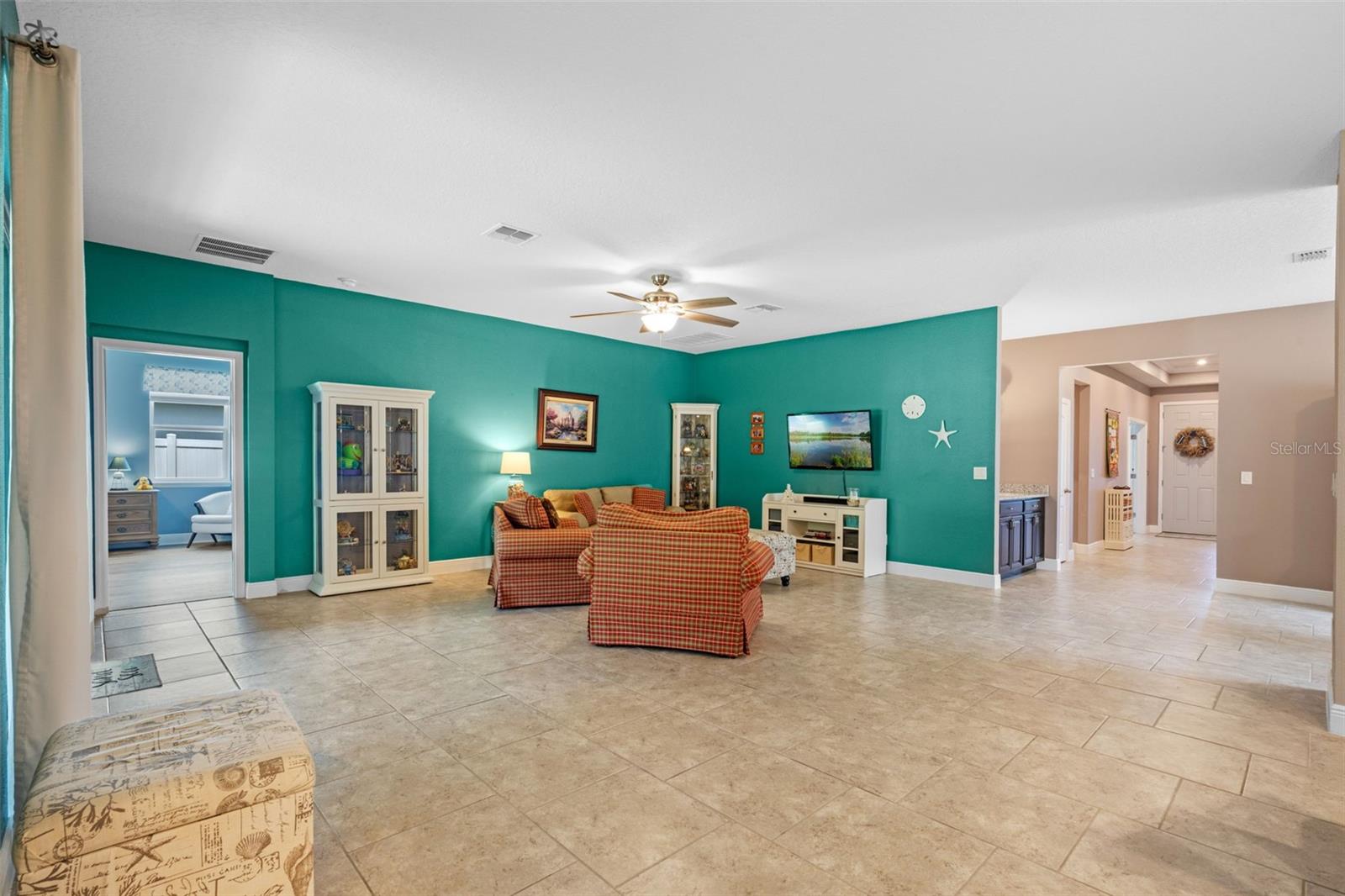 Image 31 of 46 For 2327 Palmetum Loop