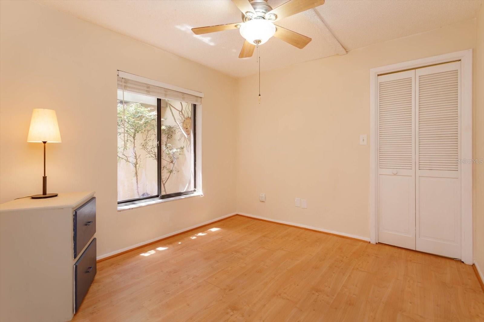 Image 22 of 34 For 1671 Avalon Boulevard