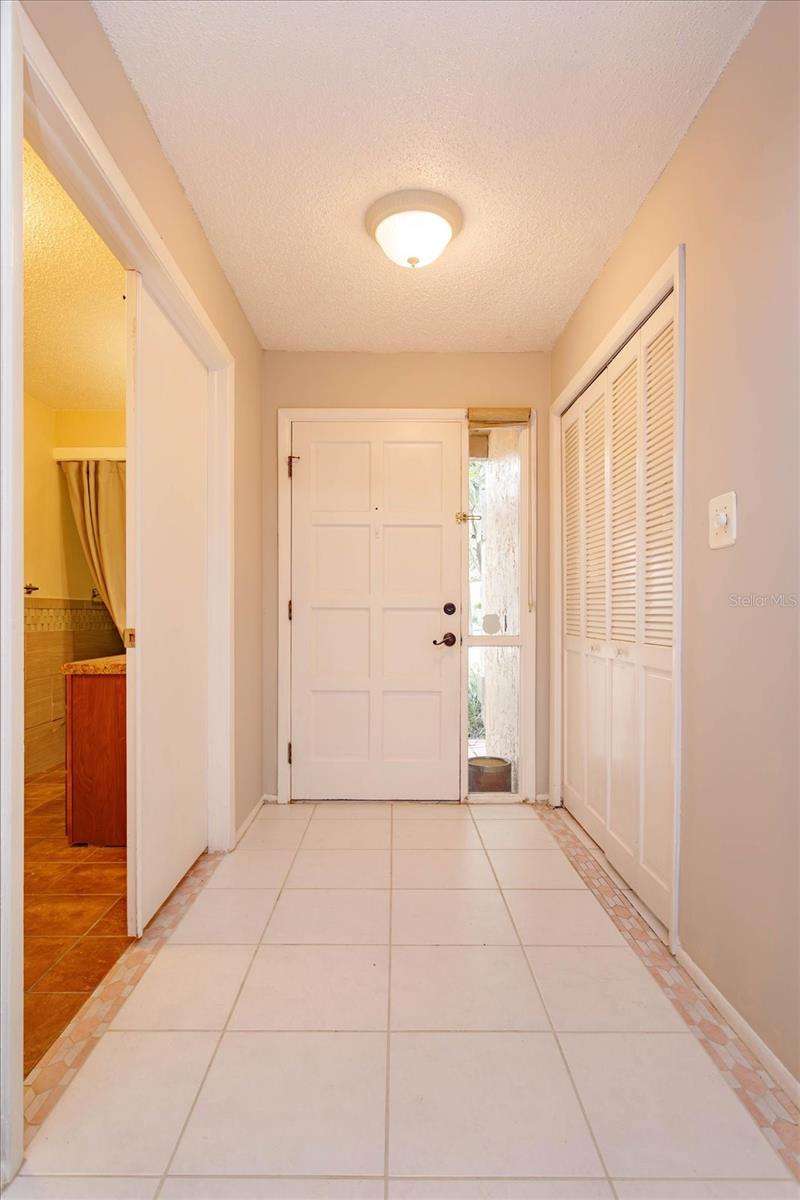 Image 6 of 34 For 1671 Avalon Boulevard