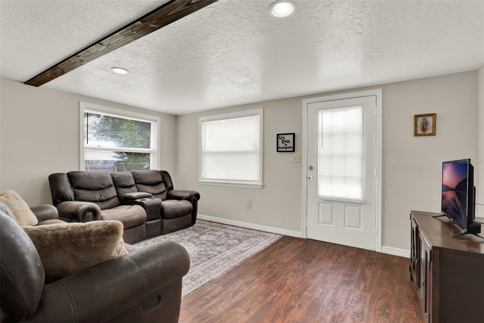 Image 5 of 21 For 30137 Orange Avenue