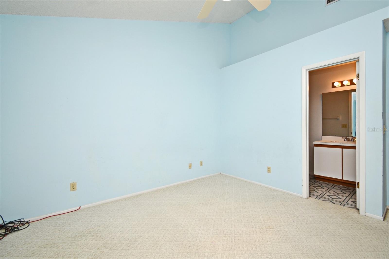 Image 19 of 31 For 517 Northbridge Drive