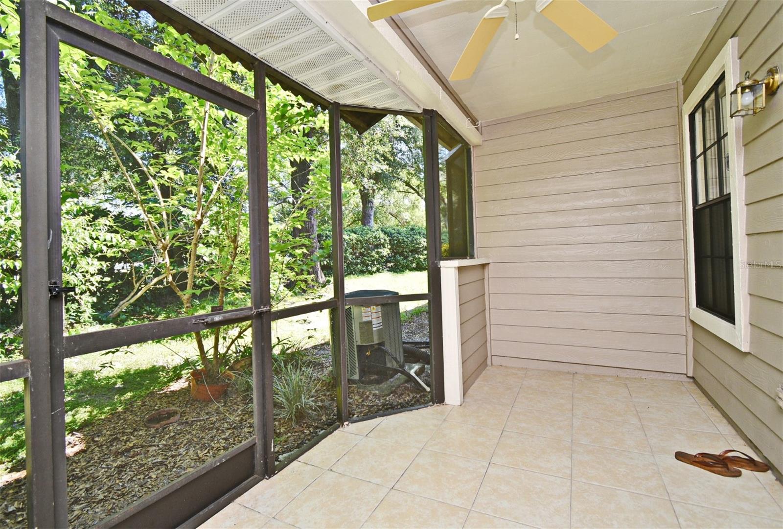Image 4 of 31 For 517 Northbridge Drive