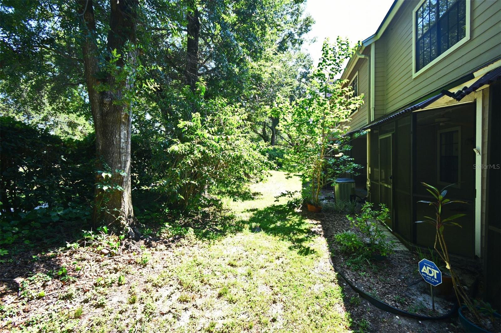 Image 6 of 31 For 517 Northbridge Drive