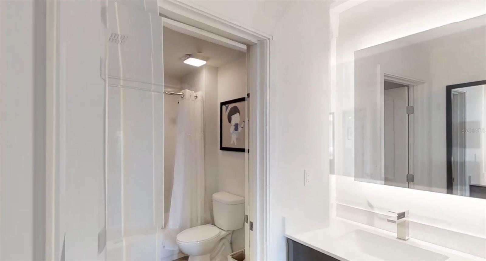 Image 11 of 51 For 14501 Grove Resort Avenue 2623