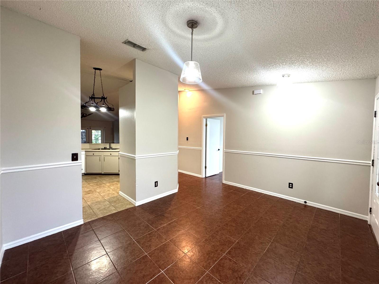 Image 5 of 28 For 2728 Corrigan Drive