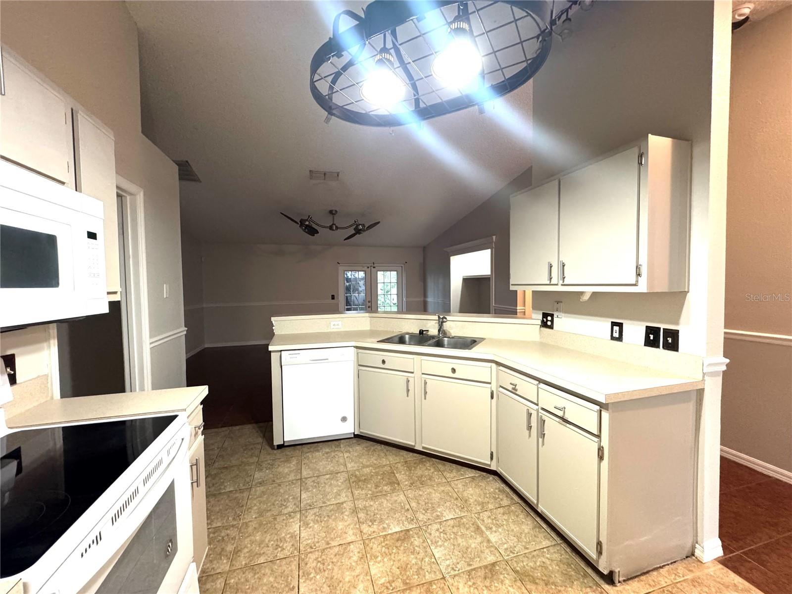 Image 6 of 28 For 2728 Corrigan Drive