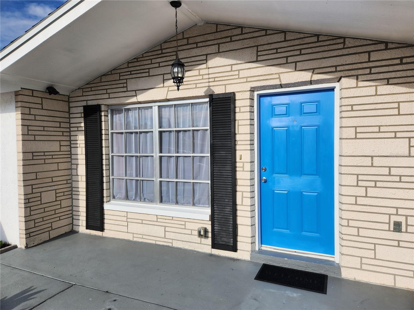 Image 2 of 17 For 11120 White Oak Lane