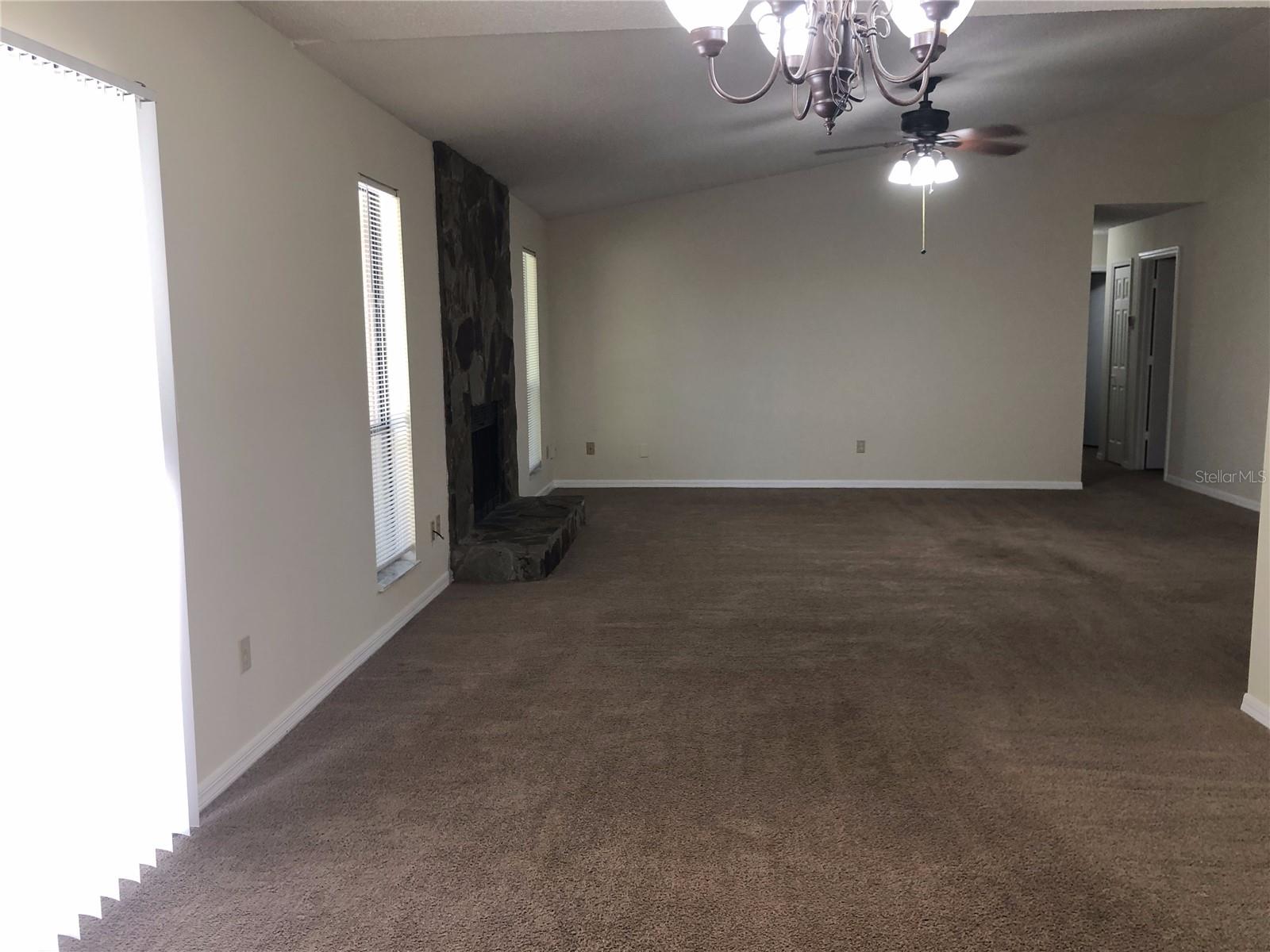 Image 4 of 30 For 8318 Sugarmill Street