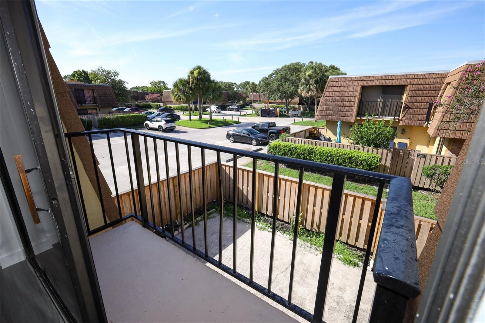 Image 22 of 34 For 5251 Brook Court 242