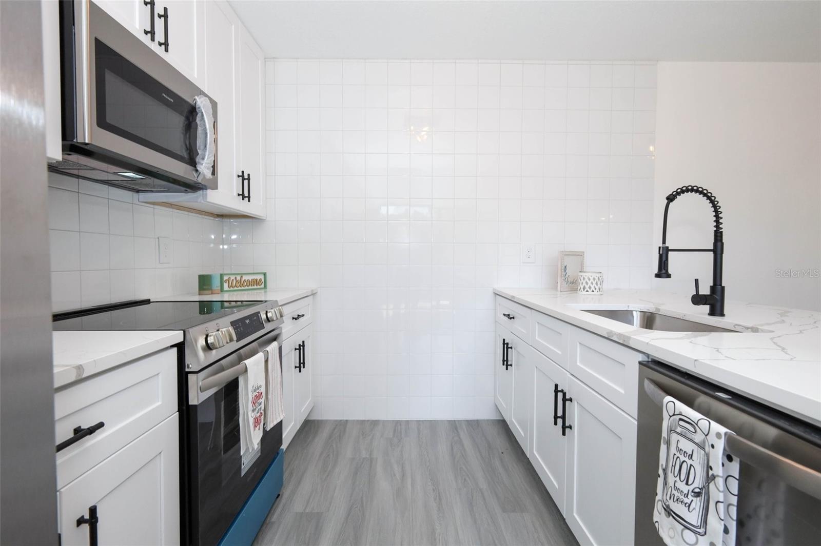 Image 8 of 34 For 5251 Brook Court 242