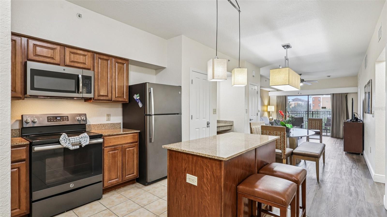 Image 2 of 34 For 12527 Floridays Resort Drive 410e