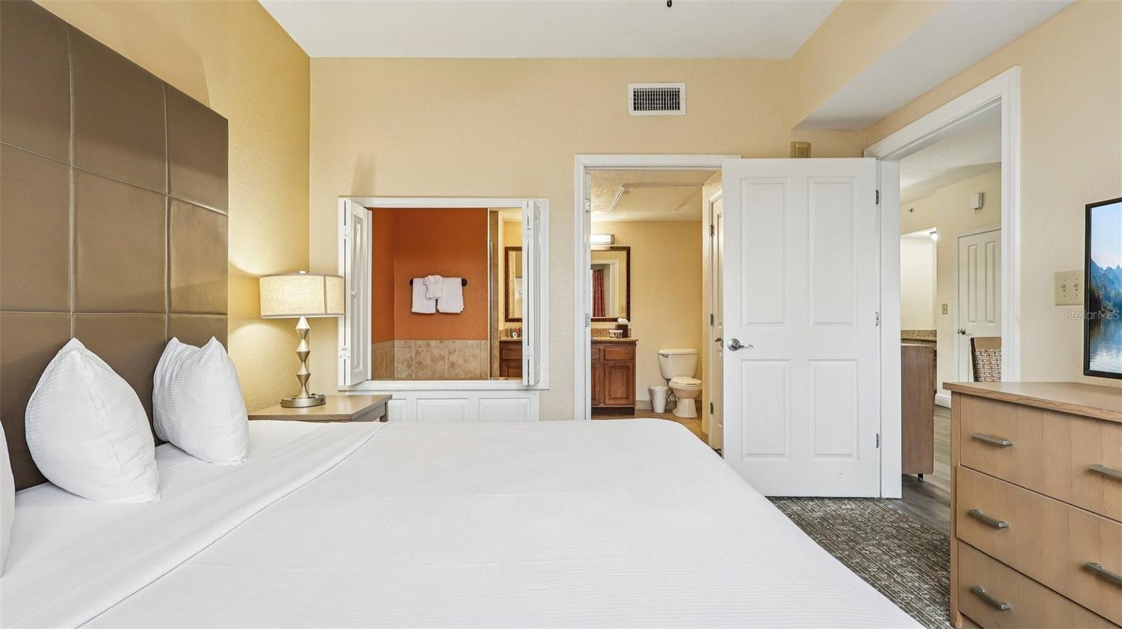 Image 20 of 34 For 12527 Floridays Resort Drive 410e
