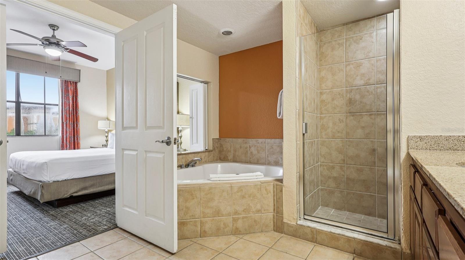 Image 23 of 34 For 12527 Floridays Resort Drive 410e