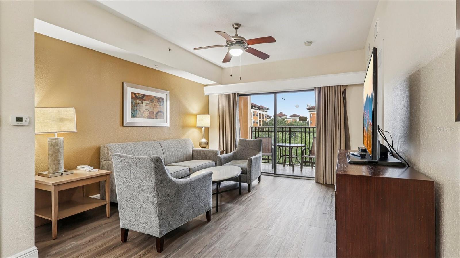 Image 3 of 34 For 12527 Floridays Resort Drive 410e
