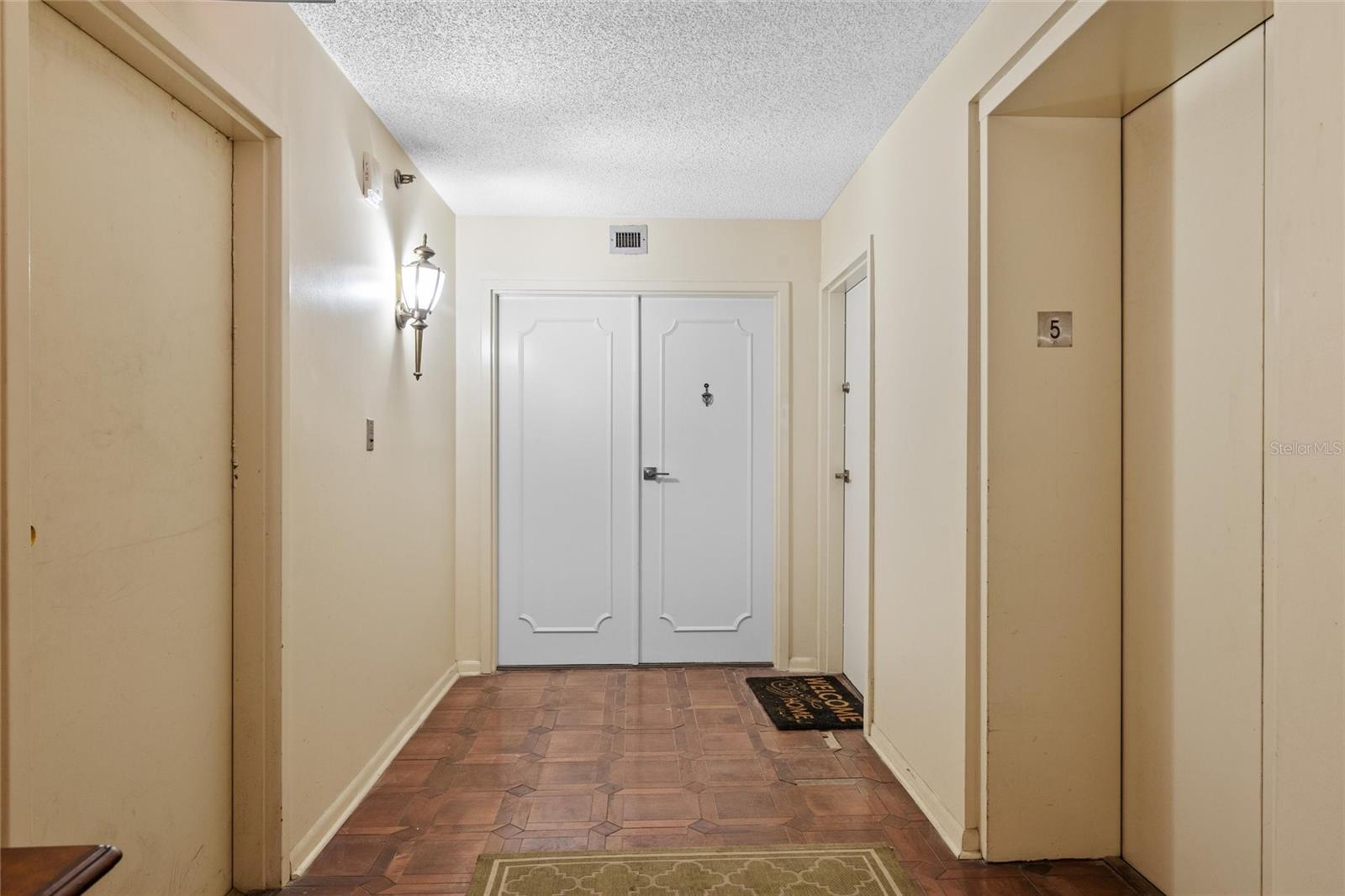 Image 16 of 45 For 3301 Bayshore Boulevard 503
