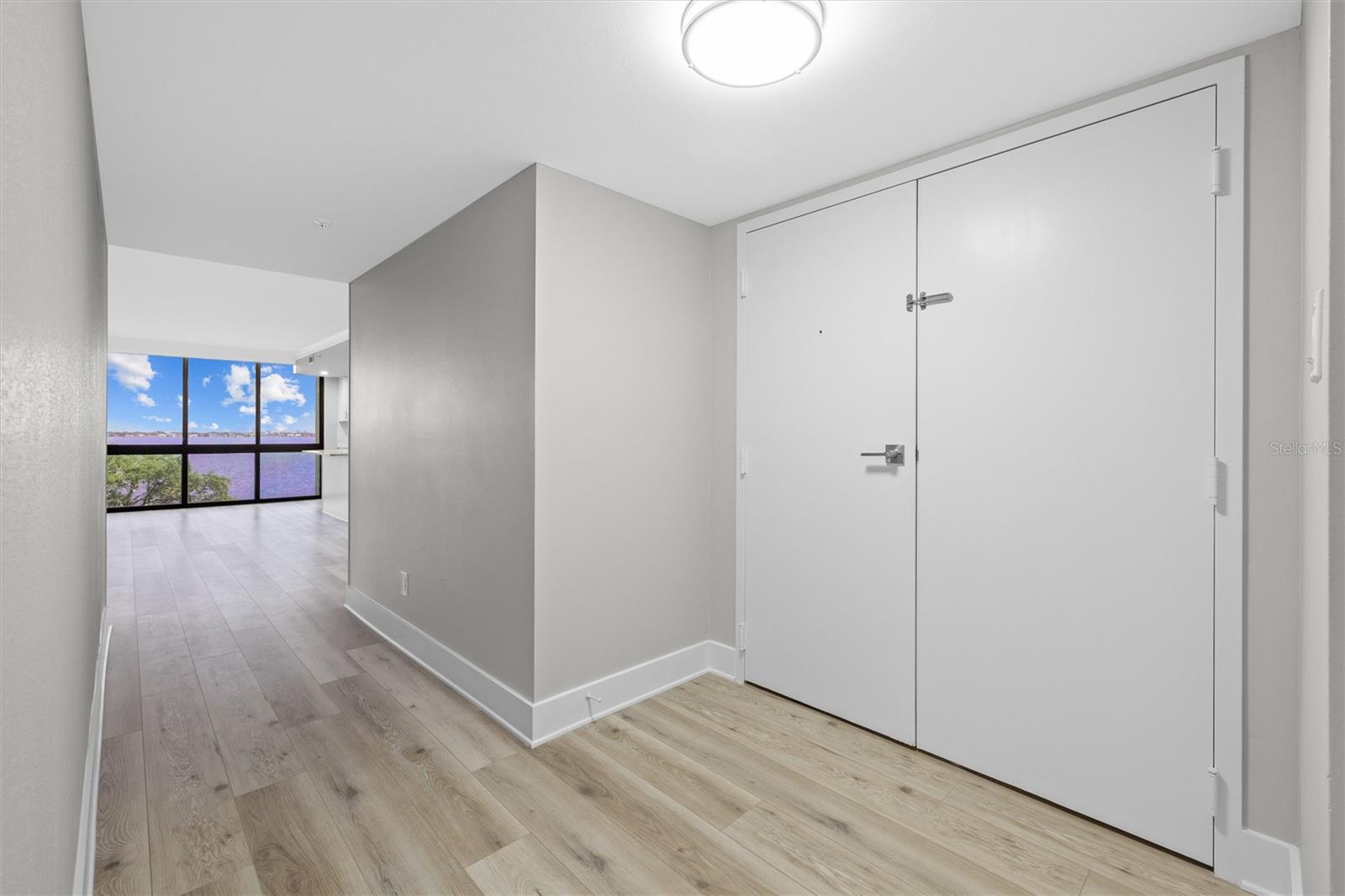Image 20 of 45 For 3301 Bayshore Boulevard 503
