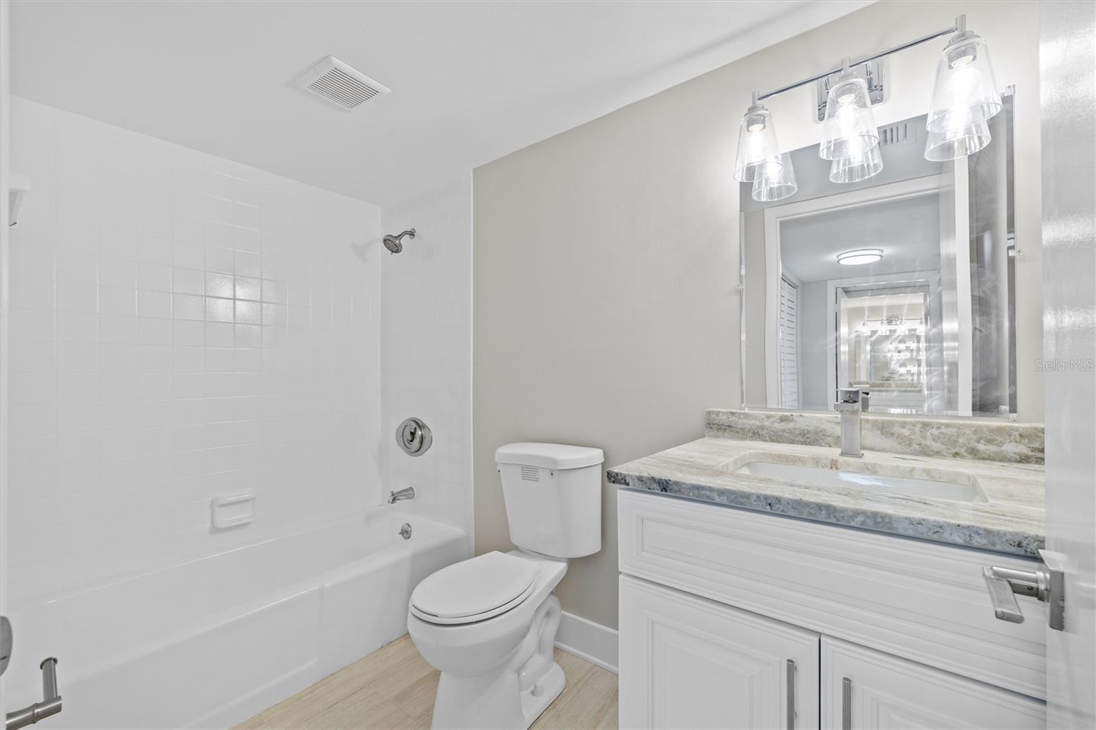 Image 29 of 45 For 3301 Bayshore Boulevard 503