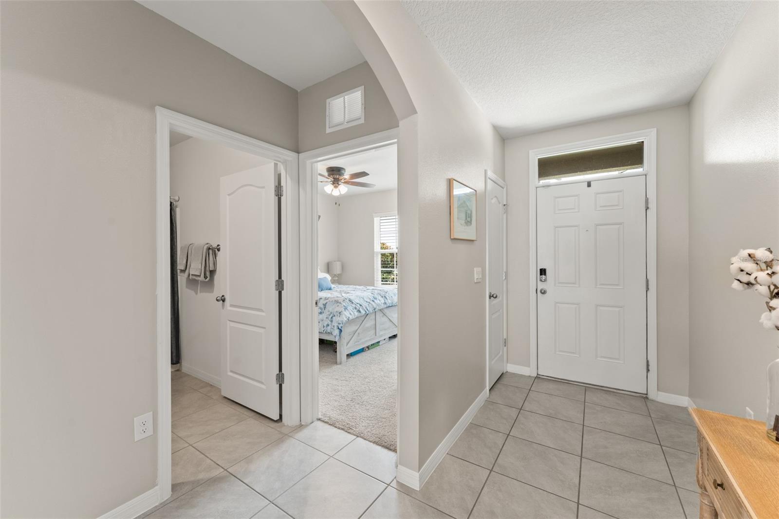 Image 4 of 40 For 1851 Hackberry Street