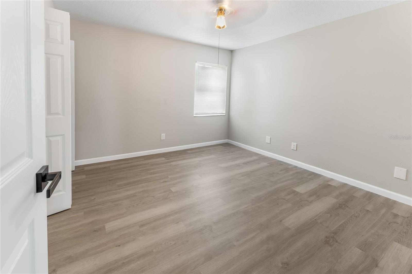 Image 18 of 24 For 1726 Terry Circle Ne